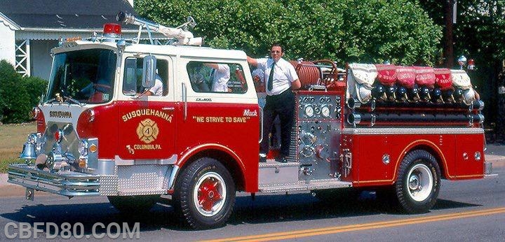 1971 Mack CF600 Pumper