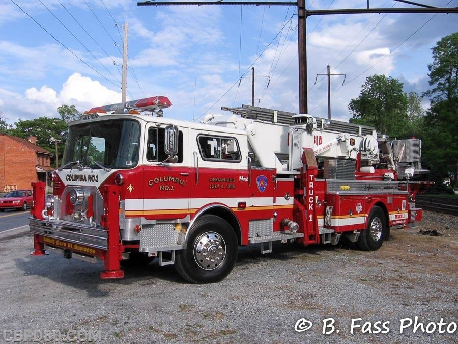 1981 Mack CF/Baker 75' Scope