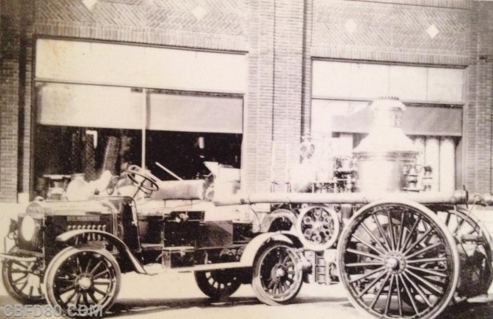 Horse-drawn Steam Wagon being pulled by a Motor Truck